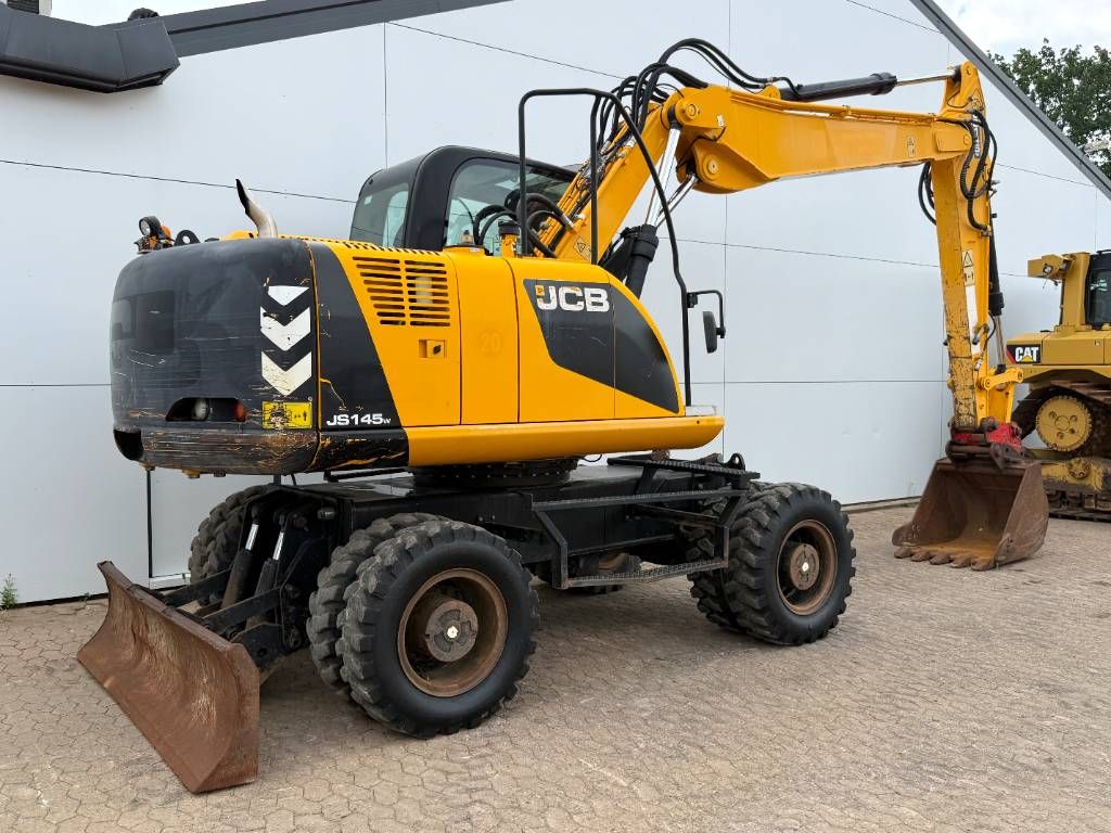 JCB JS145w - Hammer Lines / Blade