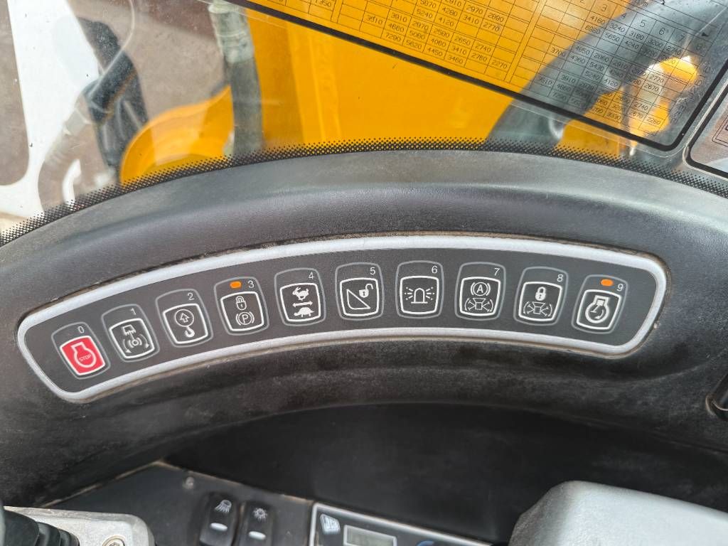 JCB JS145w - Hammer Lines / Blade