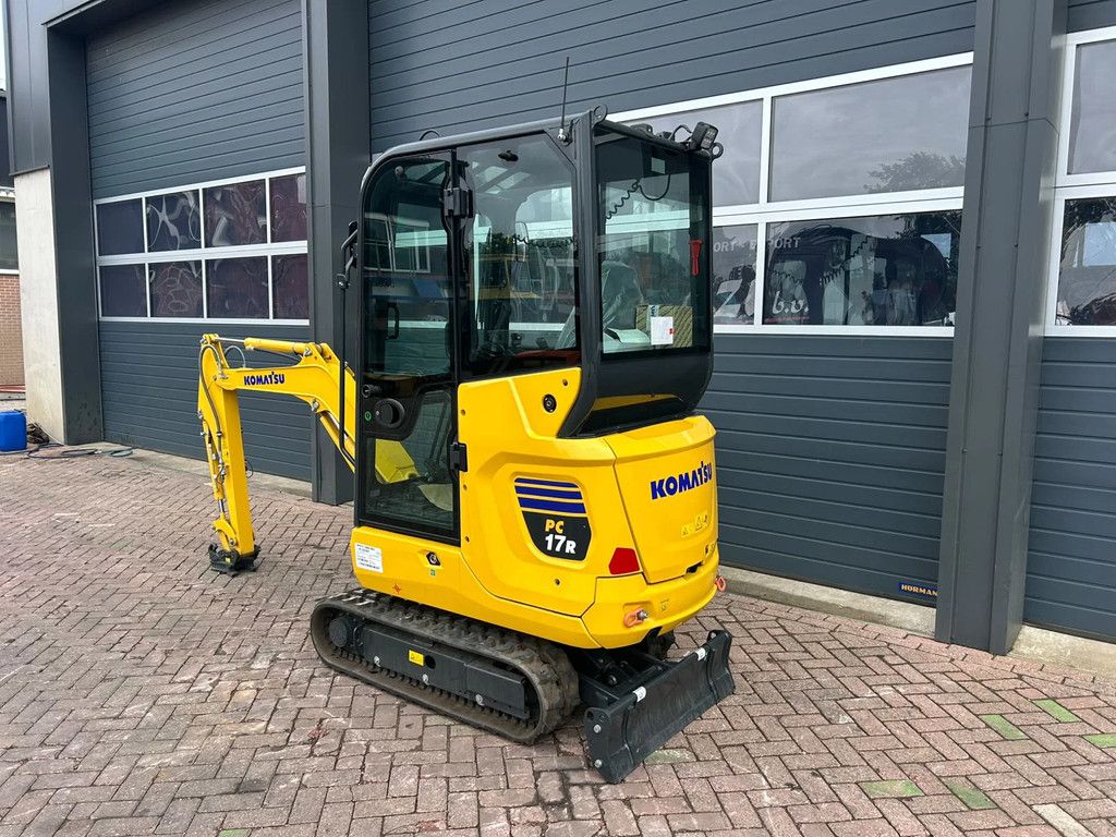 Komatsu PC17R-5