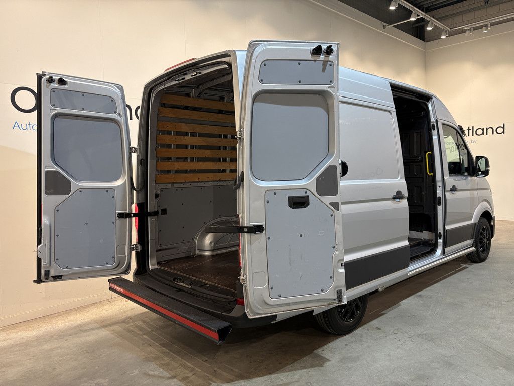 Volkswagen Crafter 2.0 TDI L3H3 / Euro 6 / Airco / Cruise Control / 3-Zits / LM Velgen / 67.200 KM !!