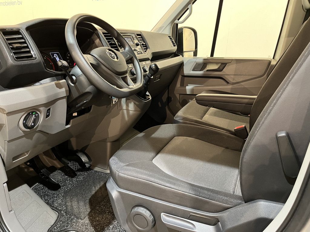 Volkswagen Crafter 2.0 TDI L3H3 / Euro 6 / Airco / Cruise Control / 3-Zits / LM Velgen / 67.200 KM !!