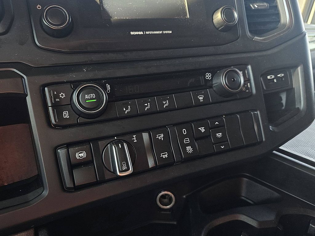 SCANIA R410 2x tank retarder