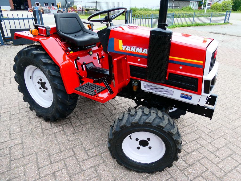 Yanmar F15D 4wd / 0719 Draaiuren / Industriebanden