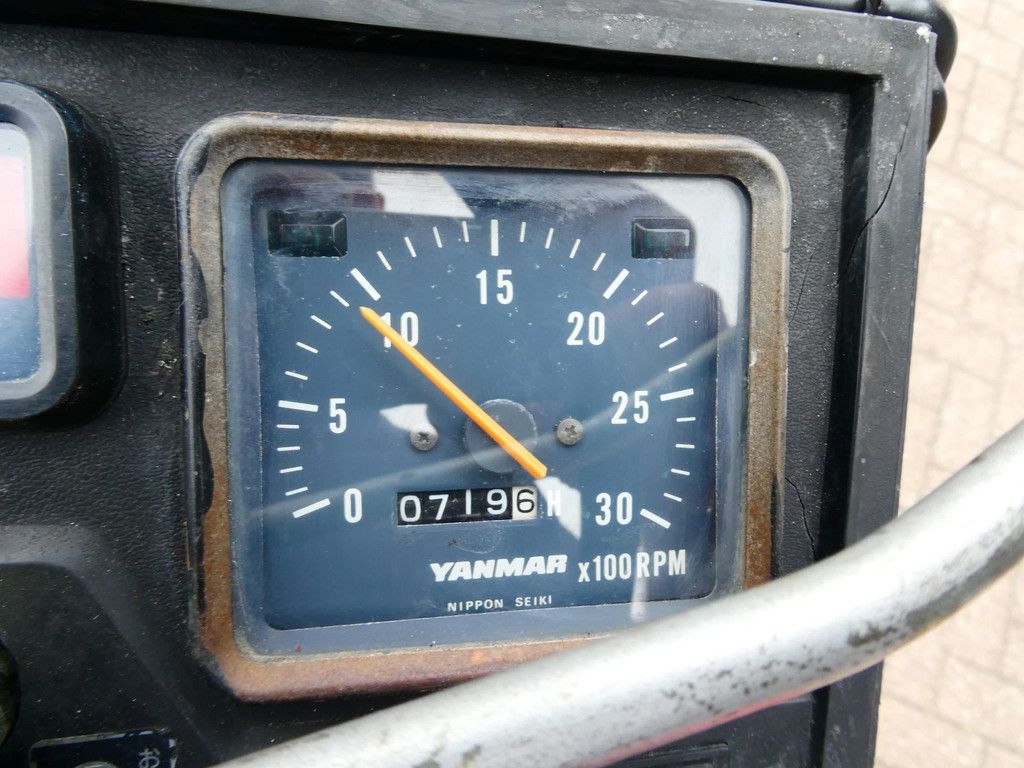 Yanmar F15D 4wd / 0719 Draaiuren / Industriebanden
