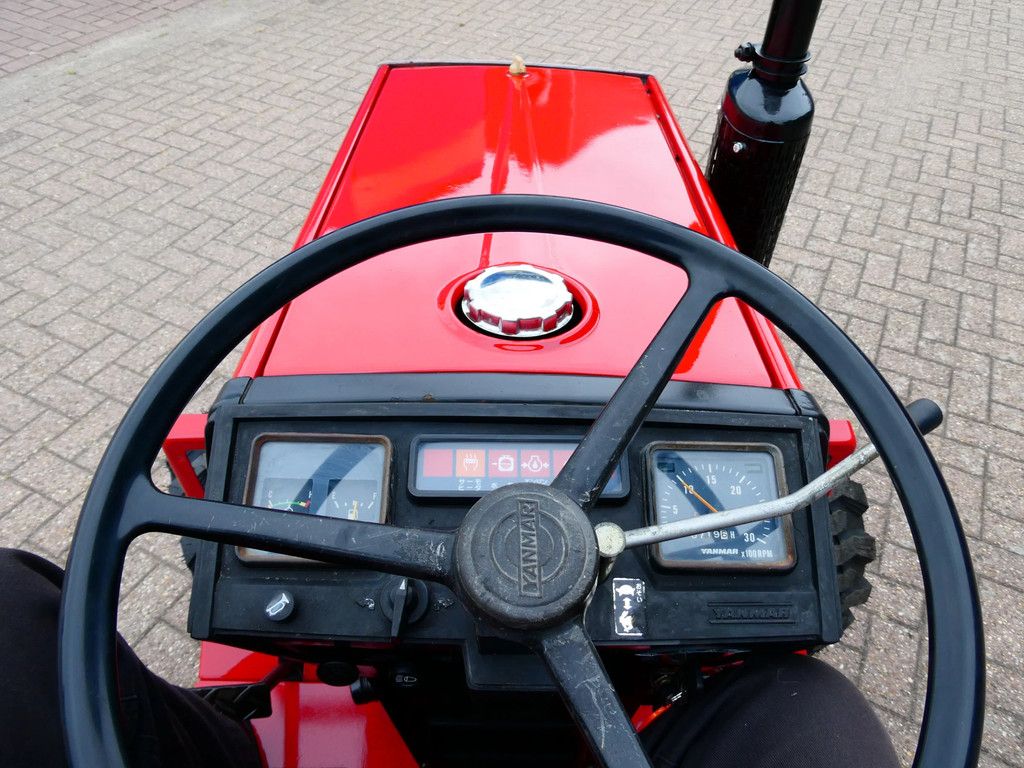Yanmar F15D 4wd / 0719 Draaiuren / Industriebanden