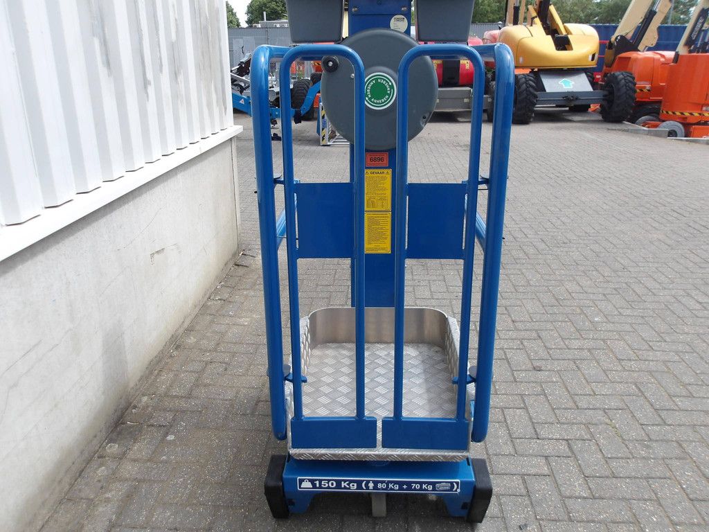 JLG Power Tower Pecolift Manual Mast Lift 3.5m 2016