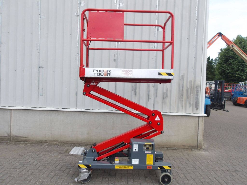 JLG Power Tower Elektrische Scherenbühne 5,10 m 2018
