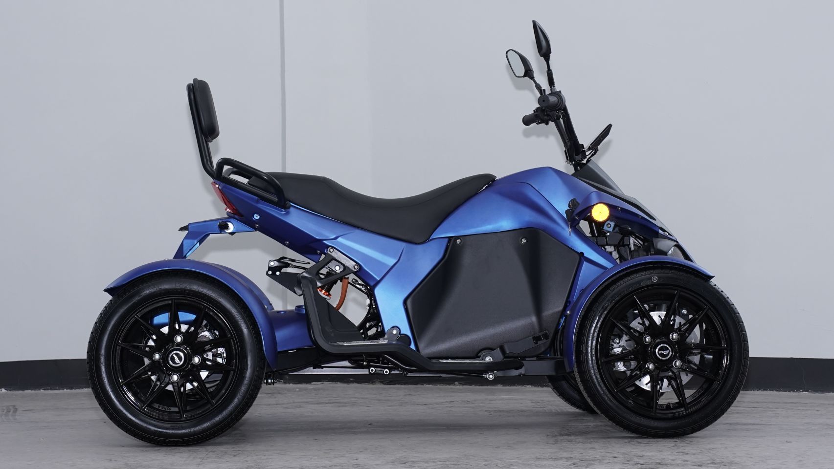 100% Elektrische Spyracing straatlegale quad met KENTEKEN