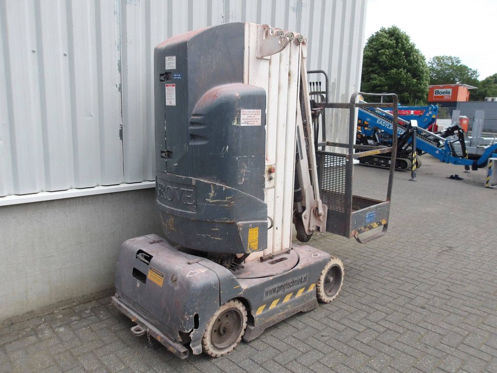 Toucan 1100 Electric Mast Lift 11.10m 1998