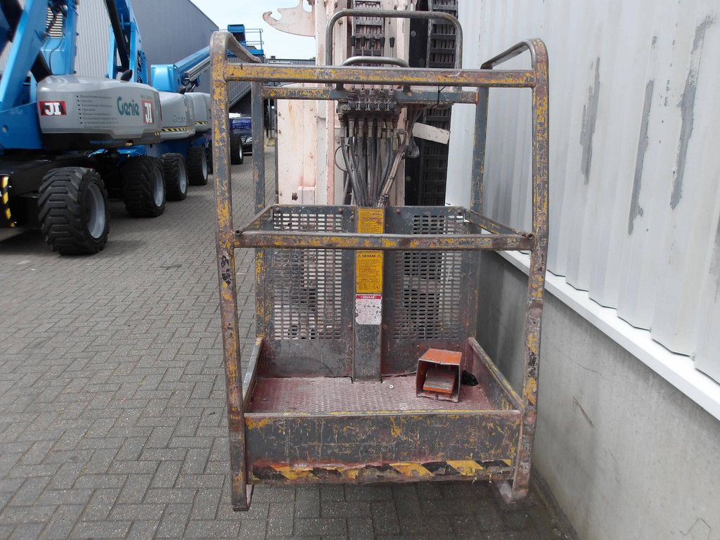 Toucan 1100 Electric Mast Lift 11.10m 1998