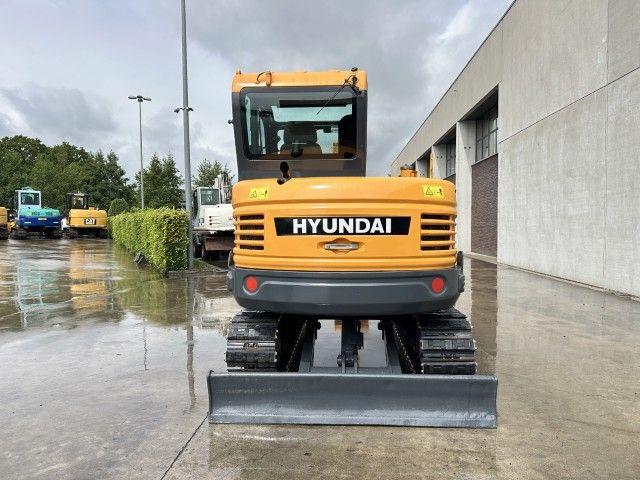 2016 Hyundai R60 VS Midi Excavator