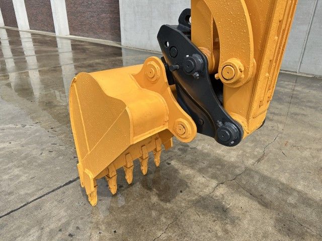 2016 Hyundai R60 VS Midi Excavator
