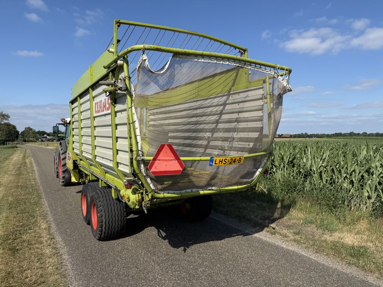 Claas 335 P sprint opraapwagen ladewagen