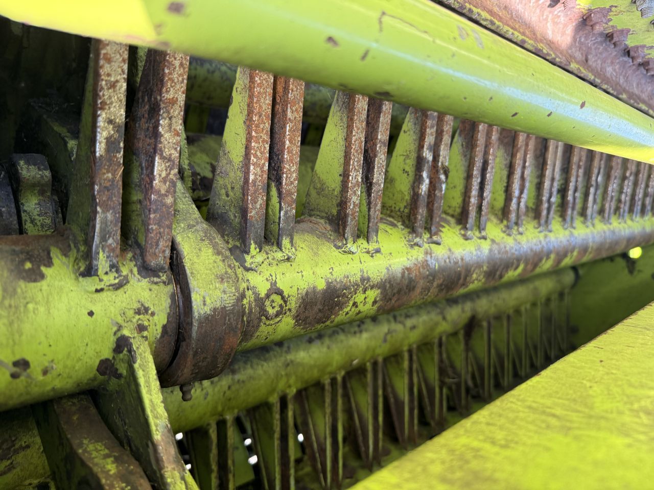 Claas 335 P sprint opraapwagen ladewagen
