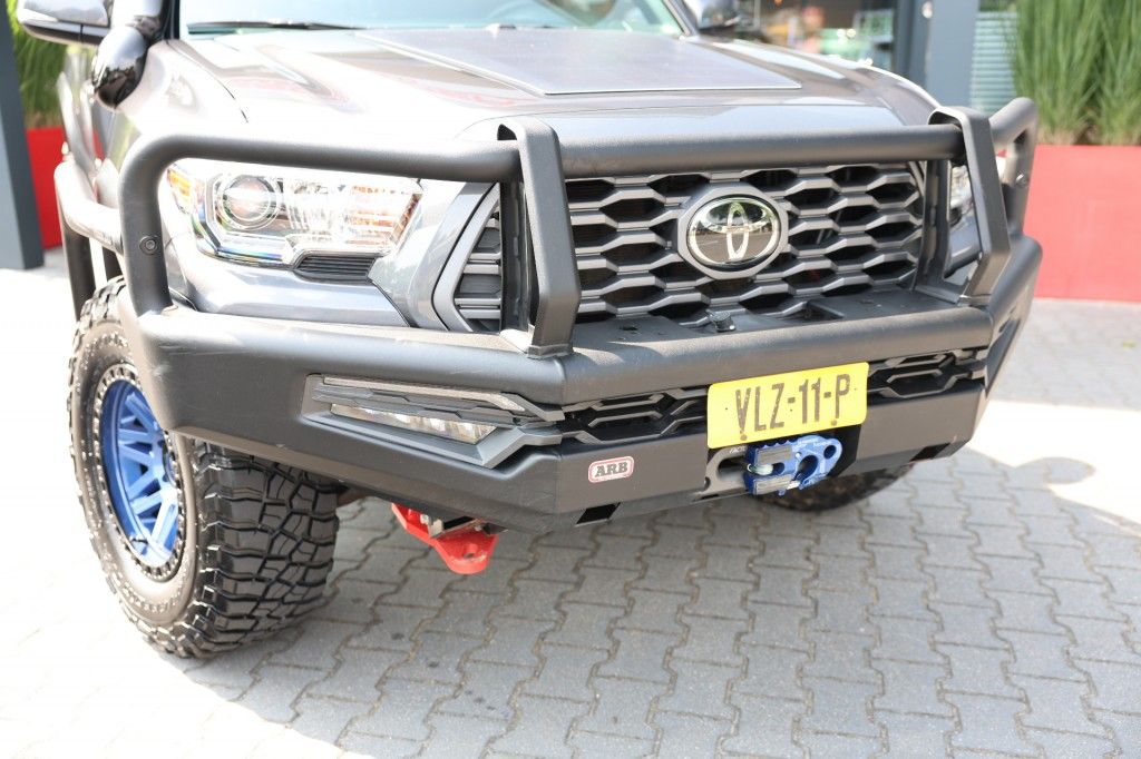 Toyota Hilux TACOMA 3.5 V6 TRD 4WD VAN