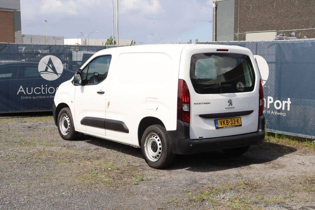Peugeot Partner Diesel 76hp Van 2021