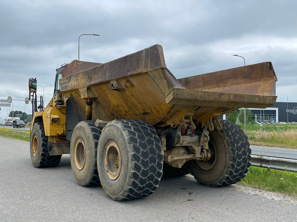 Komatsu HM300