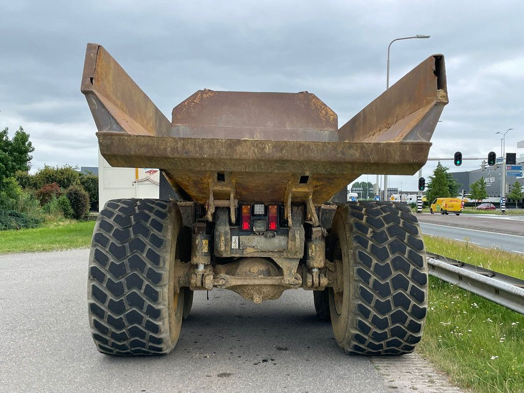 Komatsu HM300