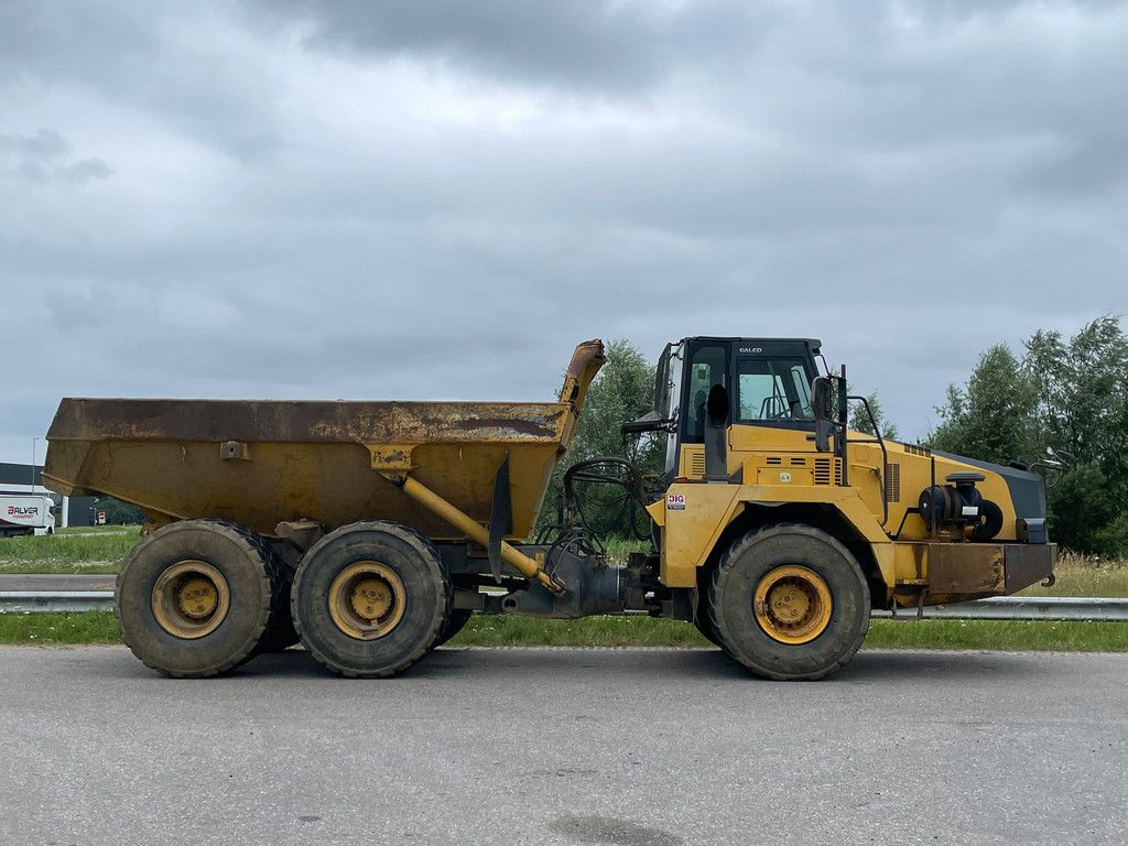 Komatsu HM300