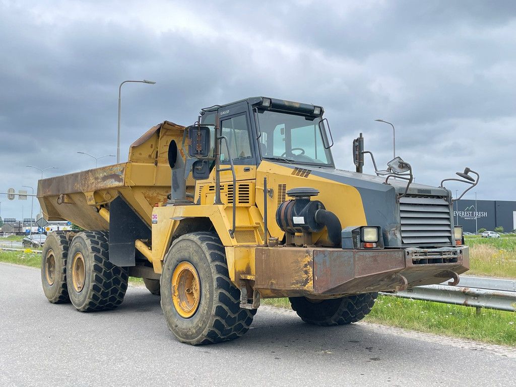 Komatsu HM300