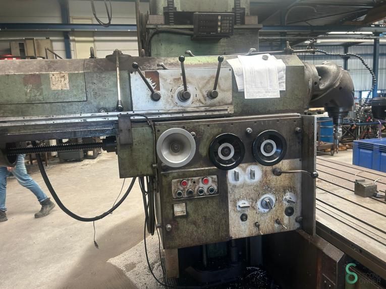 Bettfräsmaschinen Butler Elgamill CS10VA