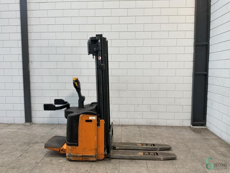 Stackers Electric Still EGV-S14 2003