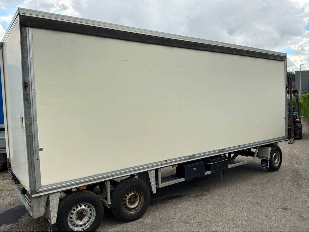 Flatbed trailer Berne 2004