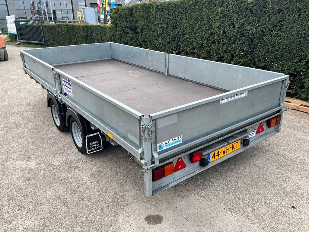 Platform wagon Ifor Williams 2011