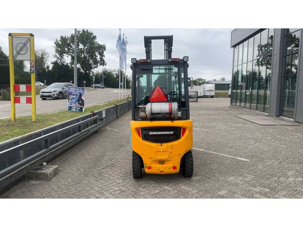 Gabelstapler Jungheinrich TFG 430 LPG 3000kg 4,7m 2005 (Marge)