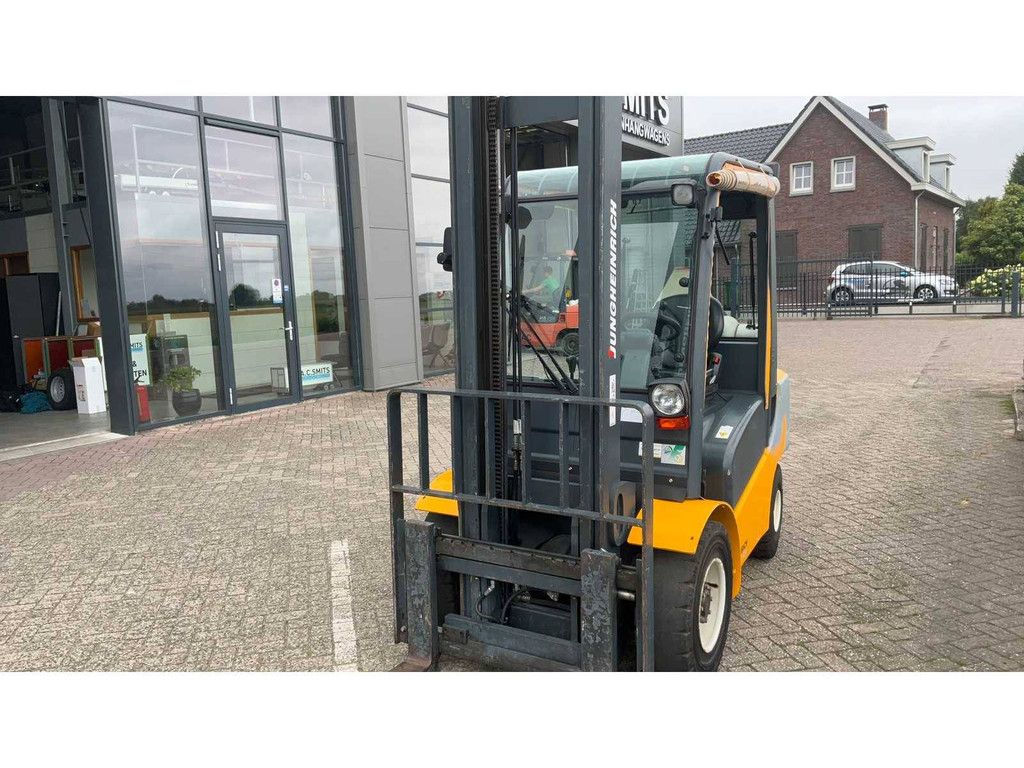 Gabelstapler Jungheinrich TFG 430 LPG 3000kg 4,7m 2005 (Marge)