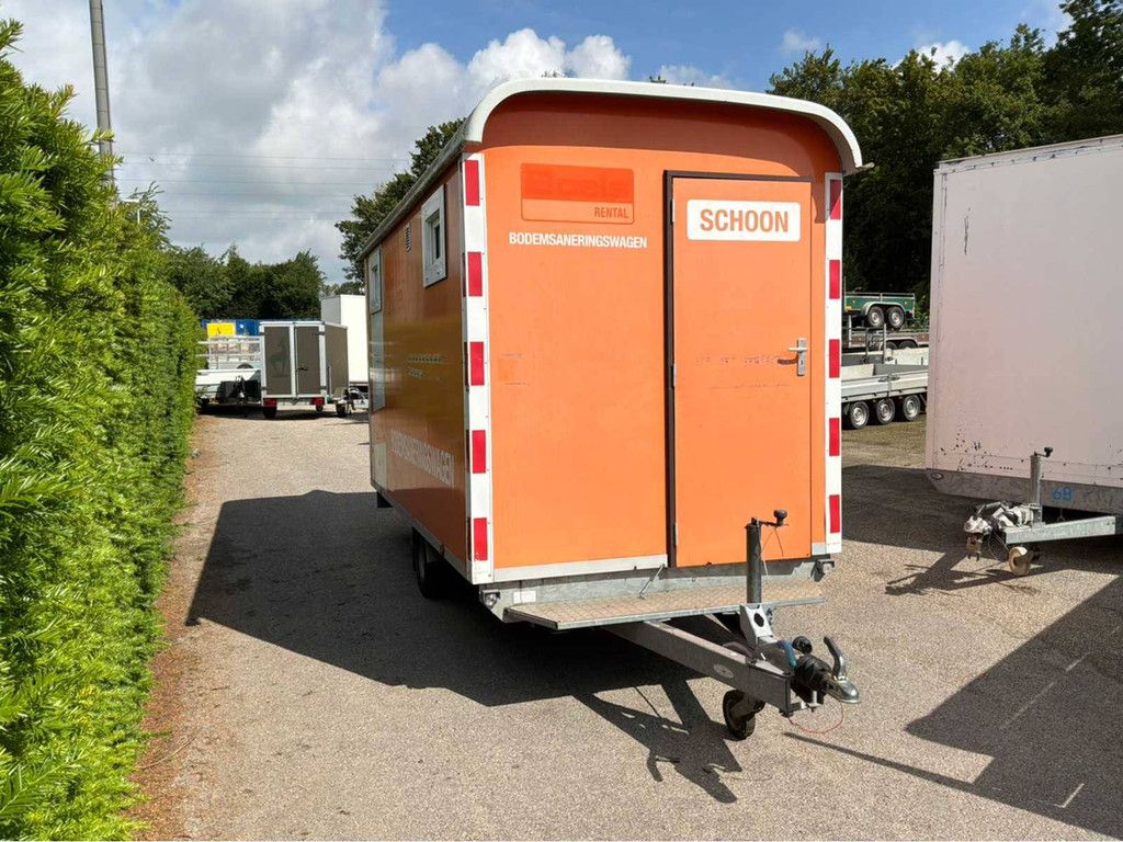 Bodensanierungsanhänger Atec 2015