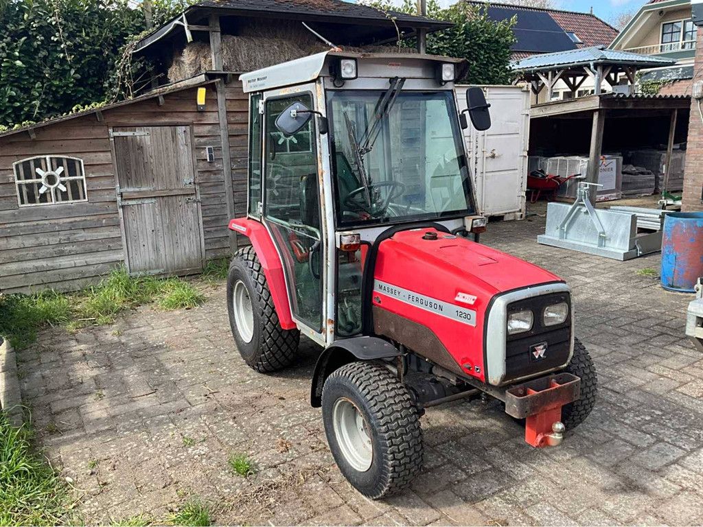 Mini-Traktor Massey Ferguson 1230 Diesel (Marge)