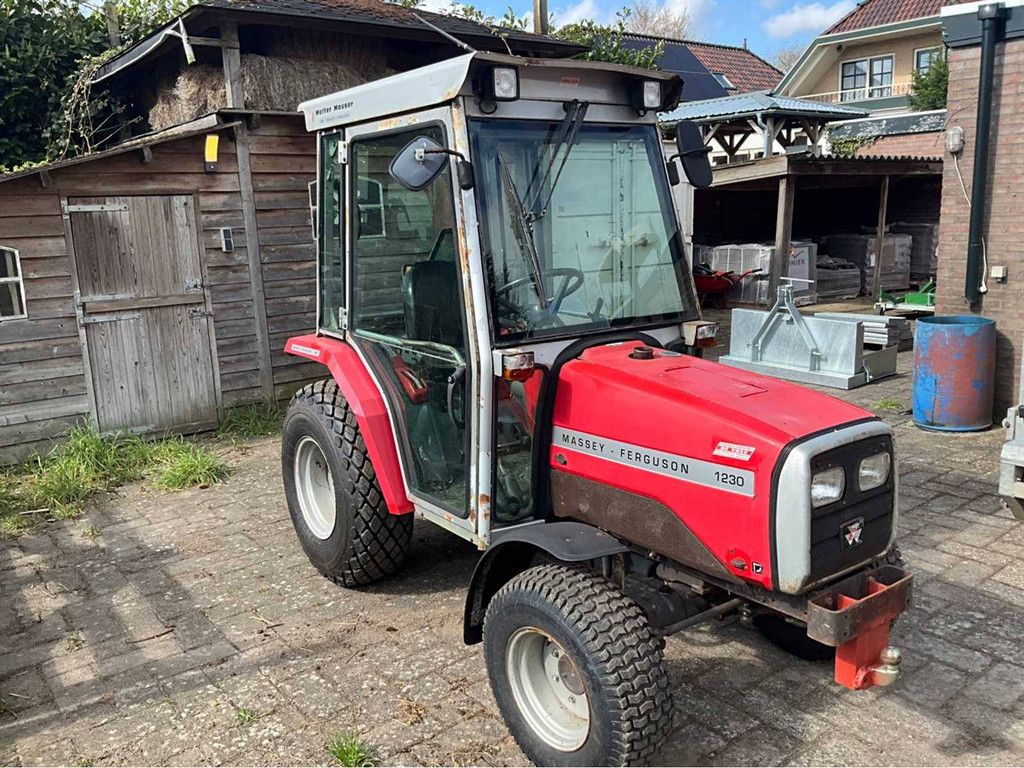 Mini-Traktor Massey Ferguson 1230 Diesel (Marge)