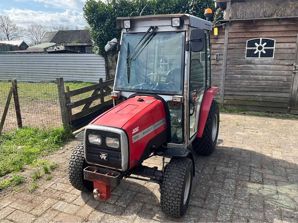 Mini-Traktor Massey Ferguson 1230 Diesel (Marge)