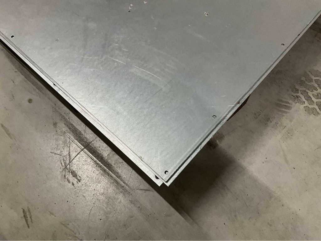 Steel plates 4 pieces