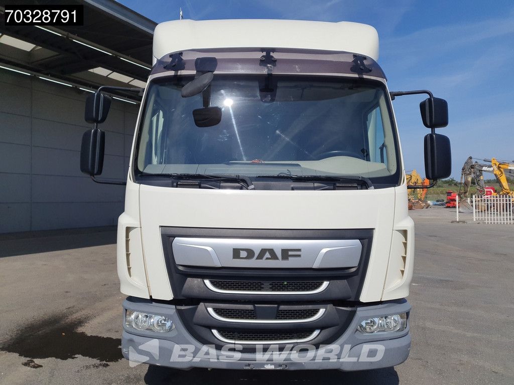 DAF LF LF 210 4X2 12t 8,70m Box Automatic Tailgate Euro 6