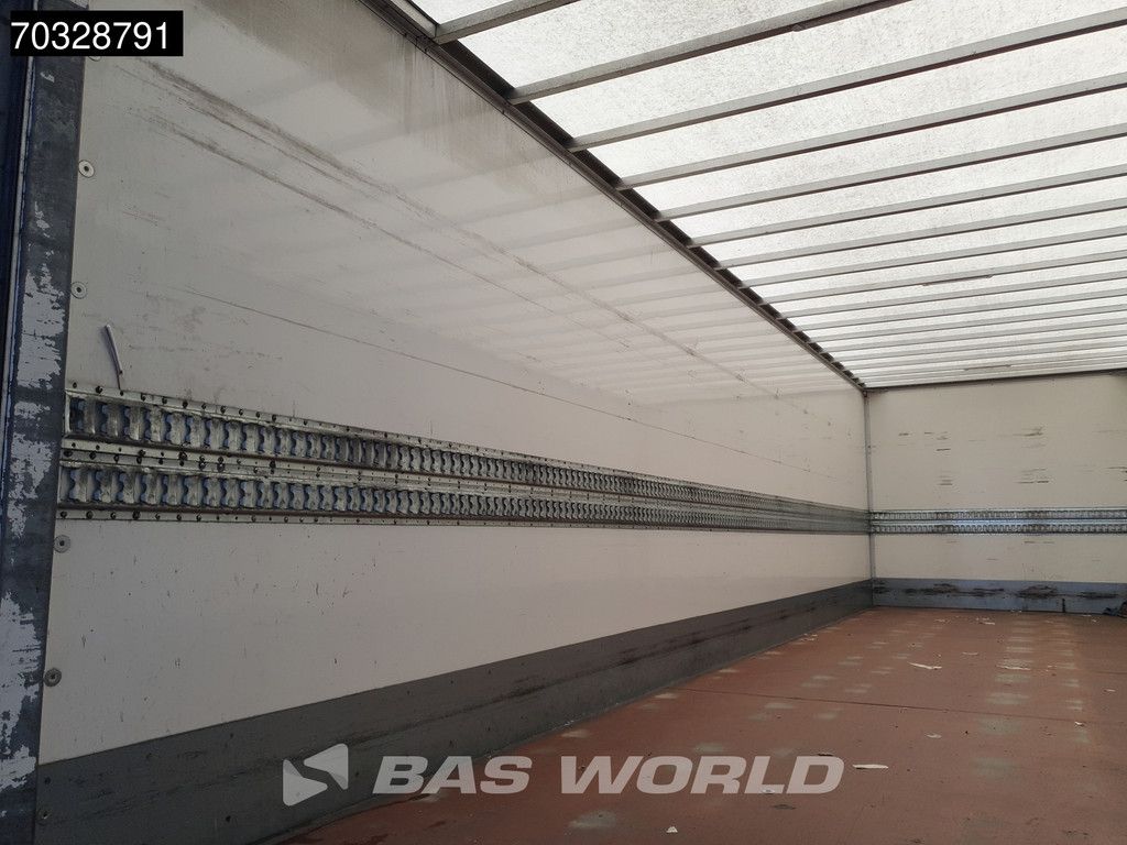 DAF LF LF 210 4X2 12t 8,70m Box Automatic Tailgate Euro 6