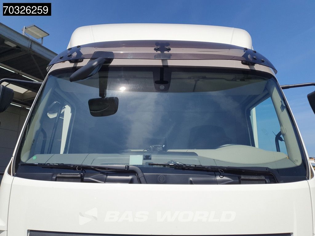 DAF LF 180 4X2 Only 20.000 kms! 6,07m Box Tailgate Euro 6