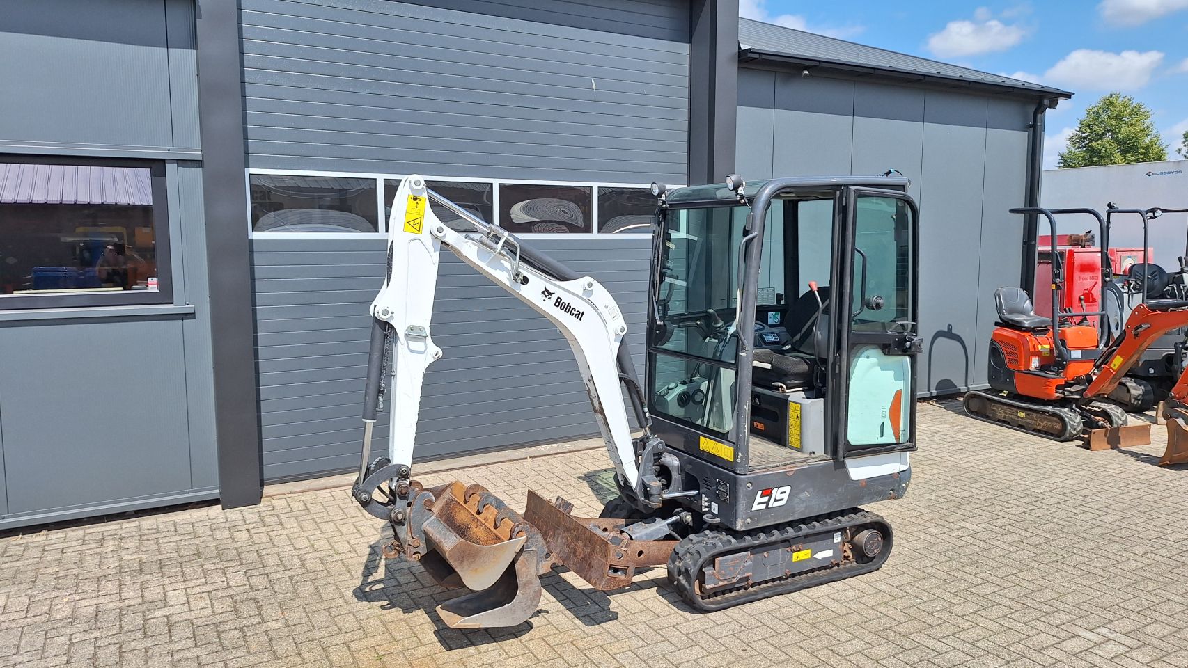Zeer compleet Bobcat E19 Sloop/sorteer functie servo(2020)