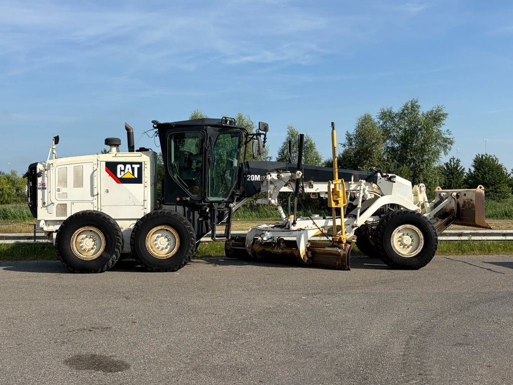 Caterpillar 120M2