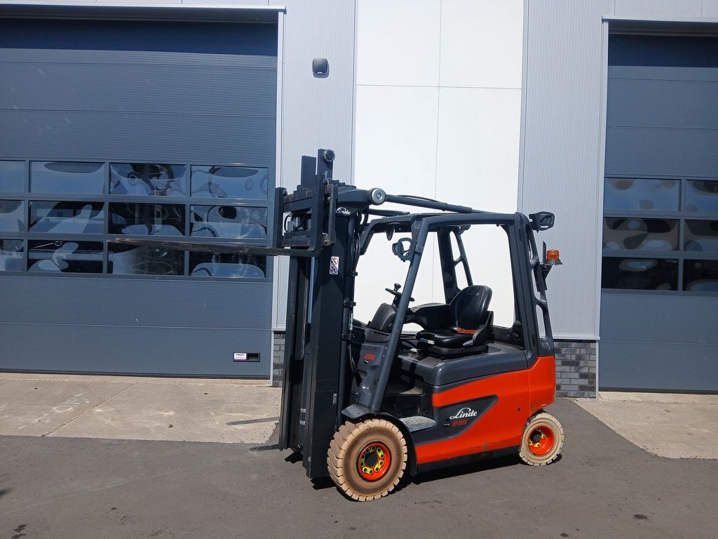 Linde E25-01