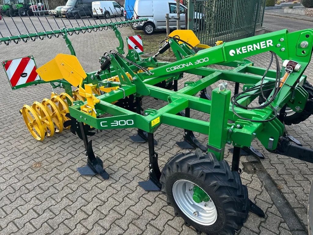 Kerner Corona 300 sterwiel cultivator
