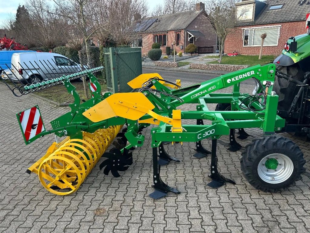 Kerner Corona 300 sterwiel cultivator