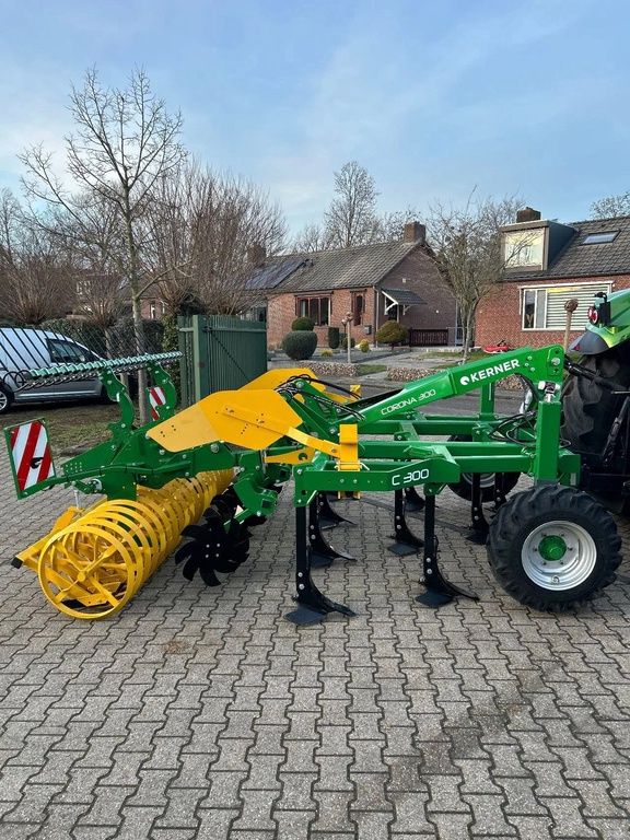 Kerner Corona 300 sterwiel cultivator