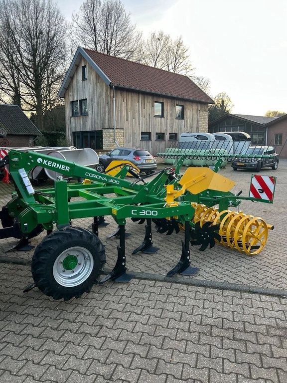 Kerner Corona 300 sterwiel cultivator