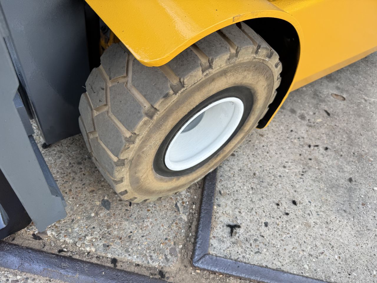 Jungheinrich 1500KG elektrisch triplo 5.5M sideshift