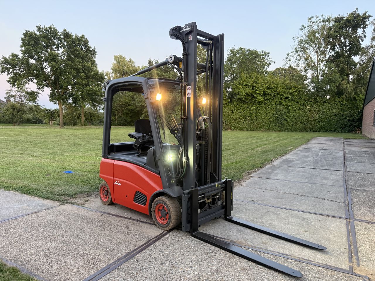 Linde 1600KG elektrisch freelift Sideshift 4e ventiel