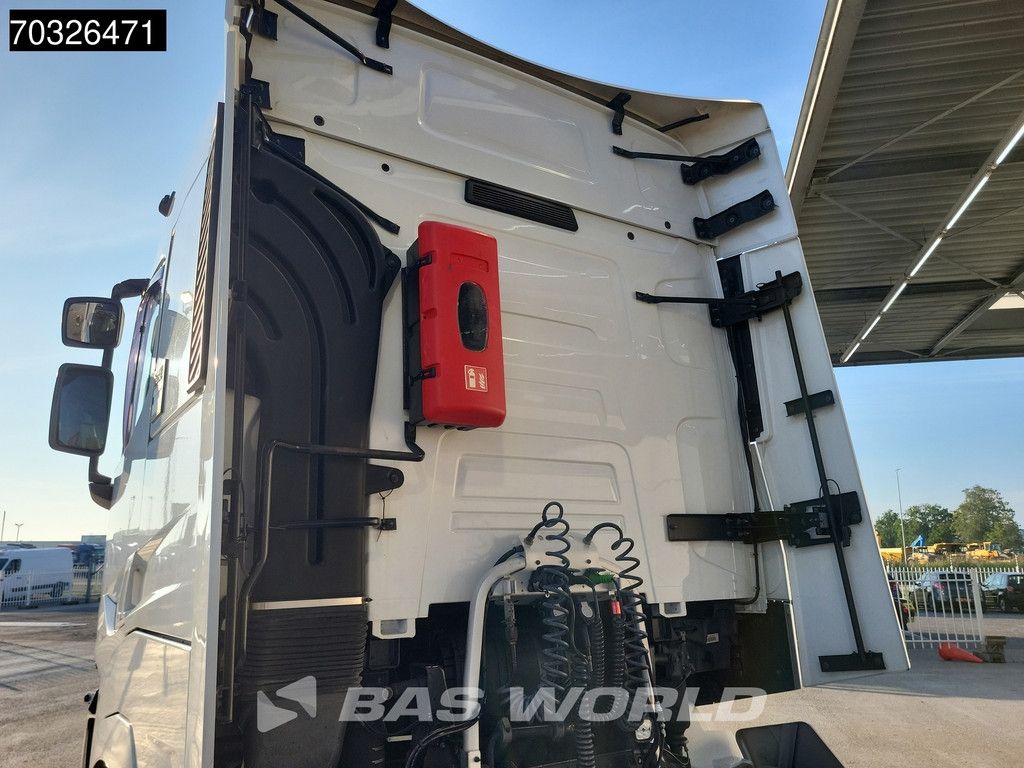 Renault T T 520 4X2 Retarder Full-Air 2x Tanks Standklima ACC Navi Alcoa's 80% Tyres