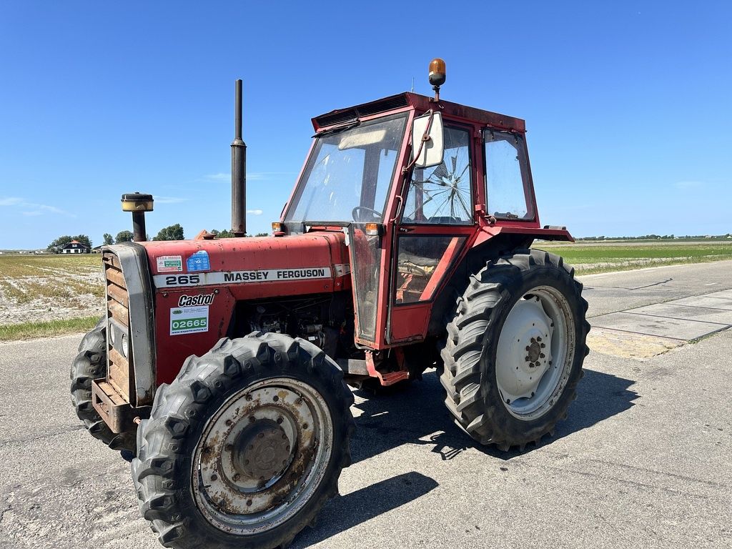 Massey-Ferguson 265