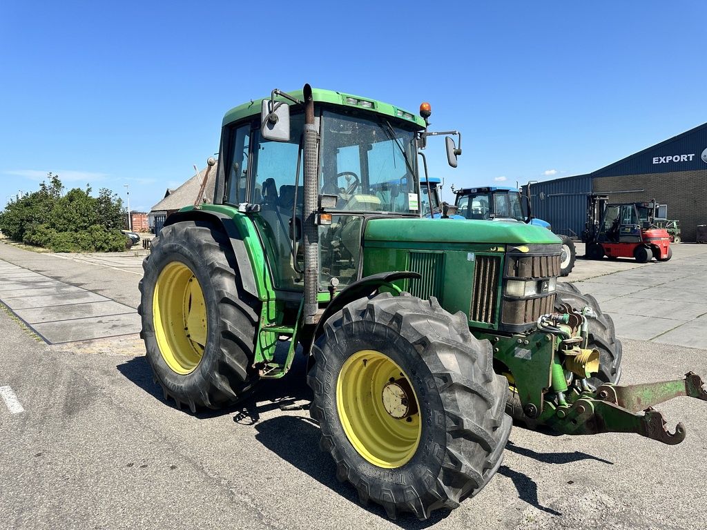 John Deere 6310